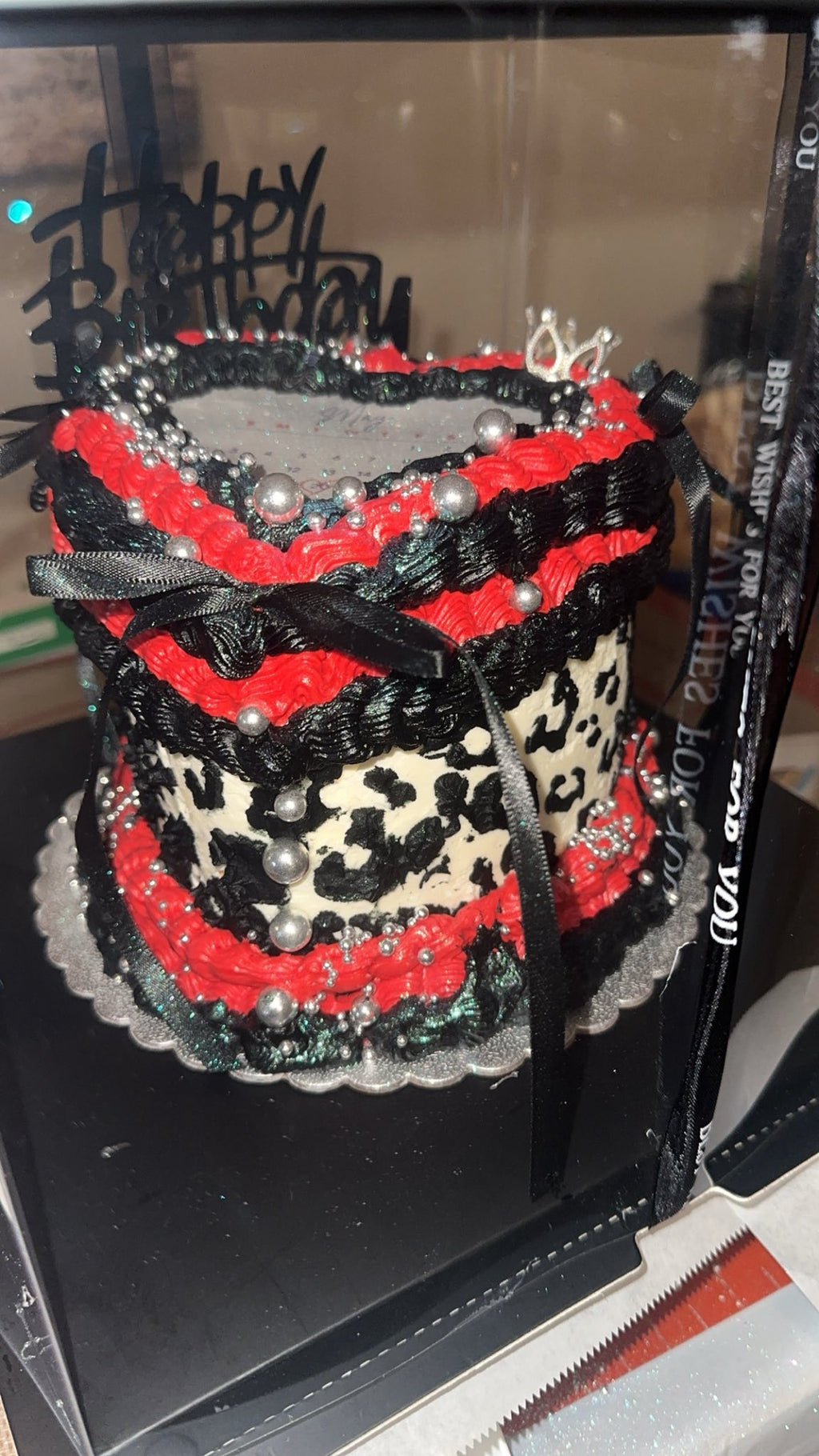 6 in Cakes